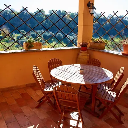 Ξενοδοχείο με διαμερίσματα Rea 3*